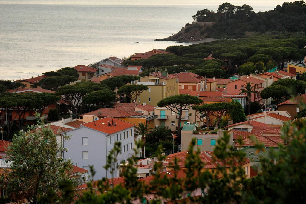 Residence Teclini Castiglione della Pescaia Extérieur photo